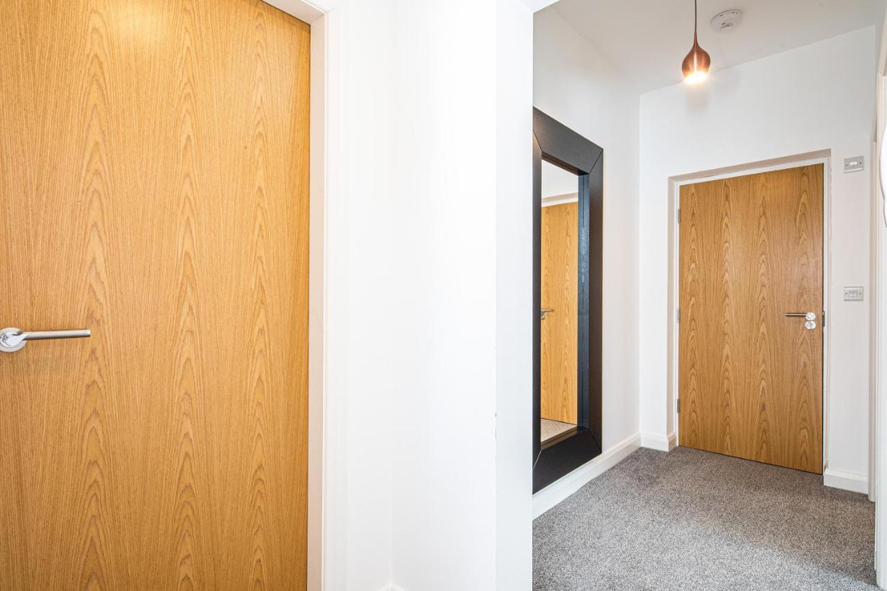 Vouspace @ The Bank Apartment Sheffield Exterior photo